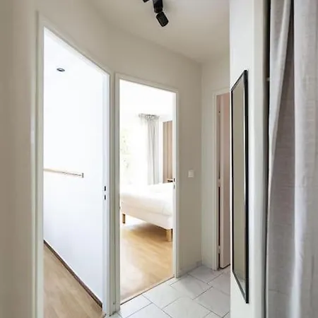 Playground Apartment *
